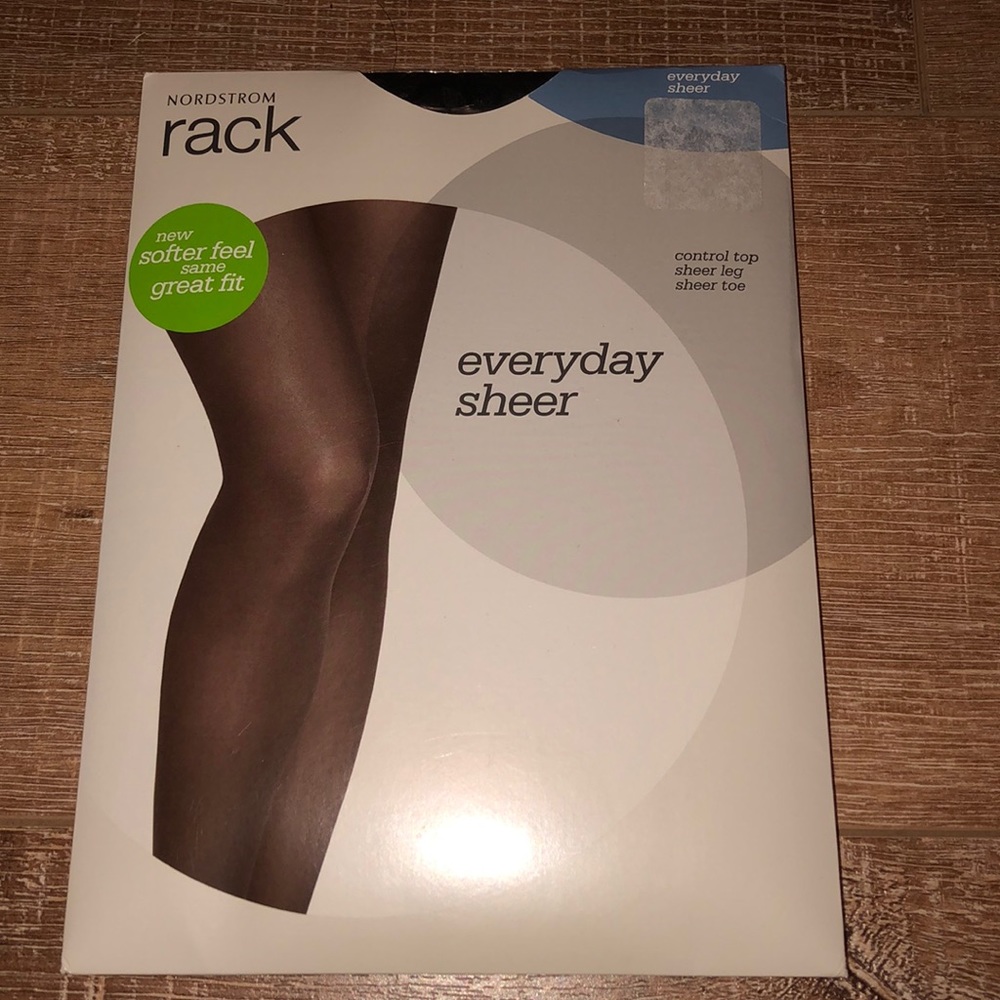 NEW. Nordstrom Rack Pantyhose